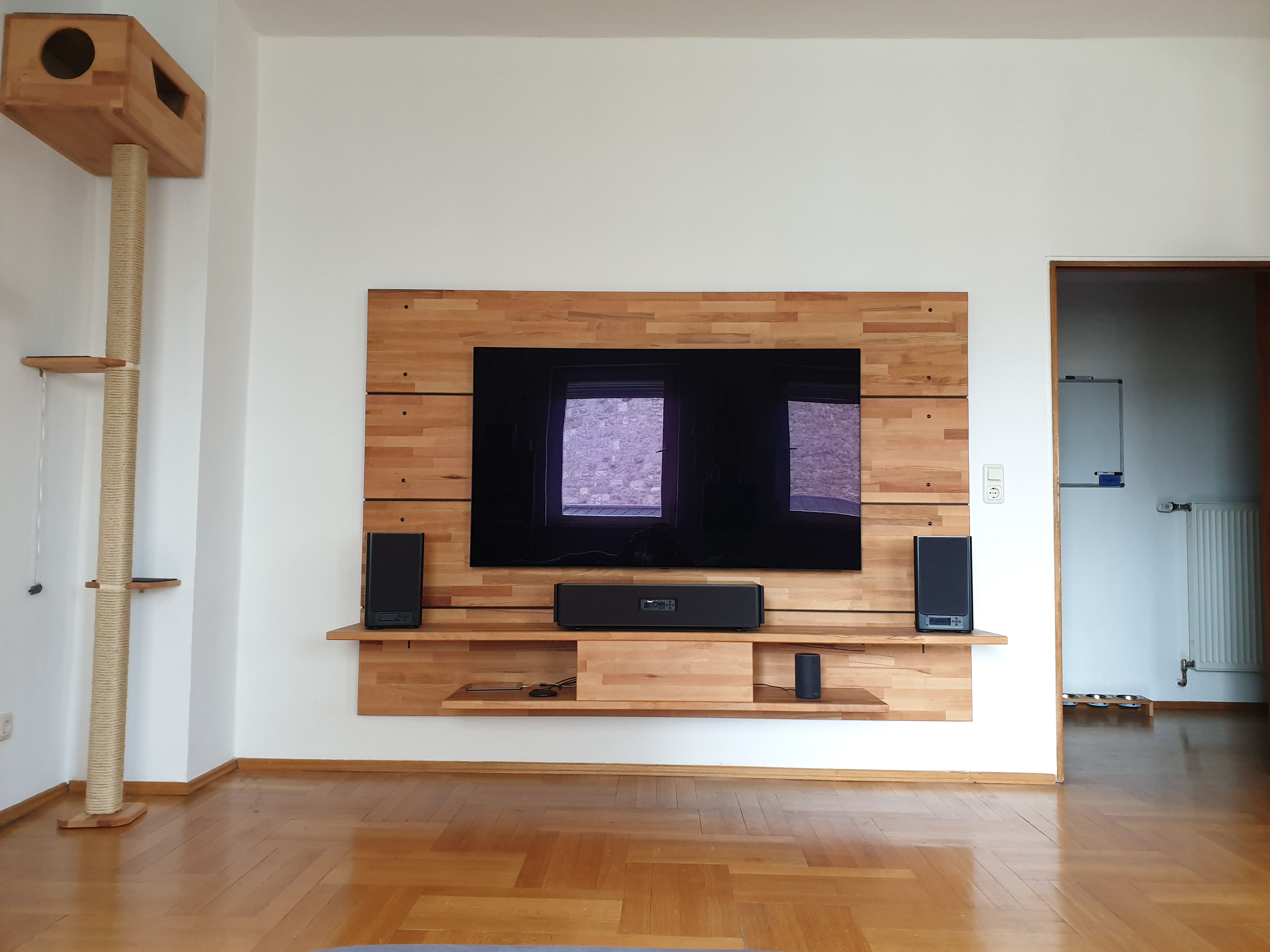 20210403 Fernsehwand